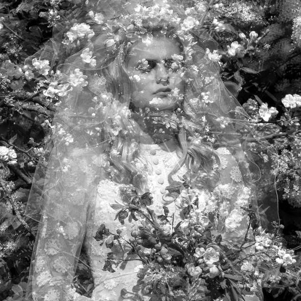 ĀBEĻZIEDI UPĒ - PAPILDIZRĀDES