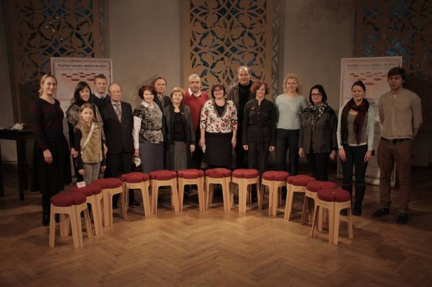 Loterijas TEĀTRIS VAKARĀ, KRĒSLS NO RĪTA balvu pasniegšana